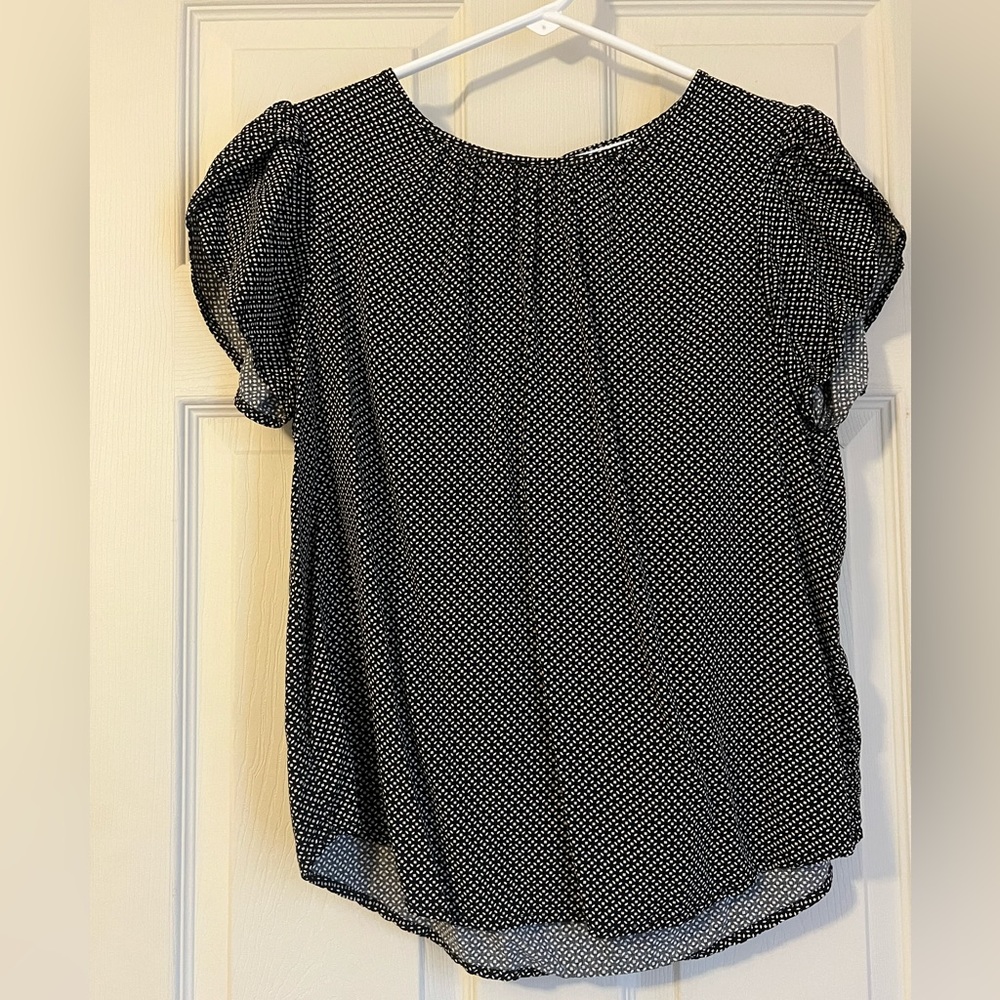 Liz Claiborne Flutter Sleeve Blouse